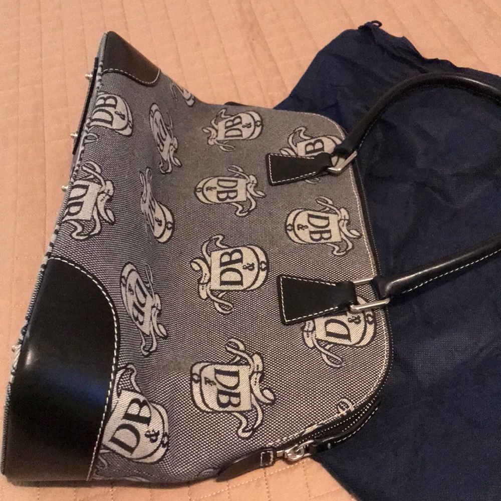 Dooney and Bourke Shoulder Bag